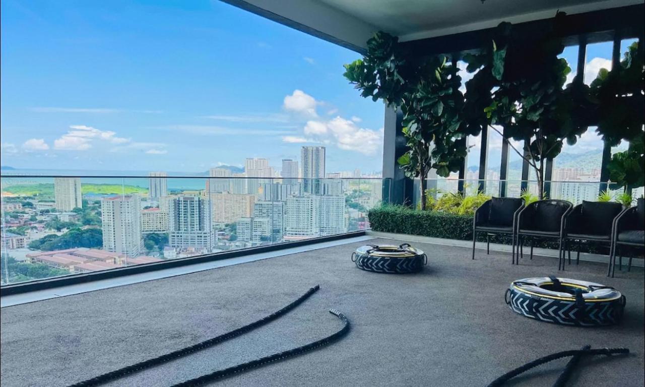 Skypool With Seaview 8Pax Beacon Executive Suites - Georgetown City Centre - 3Km To Komtar Екстериор снимка