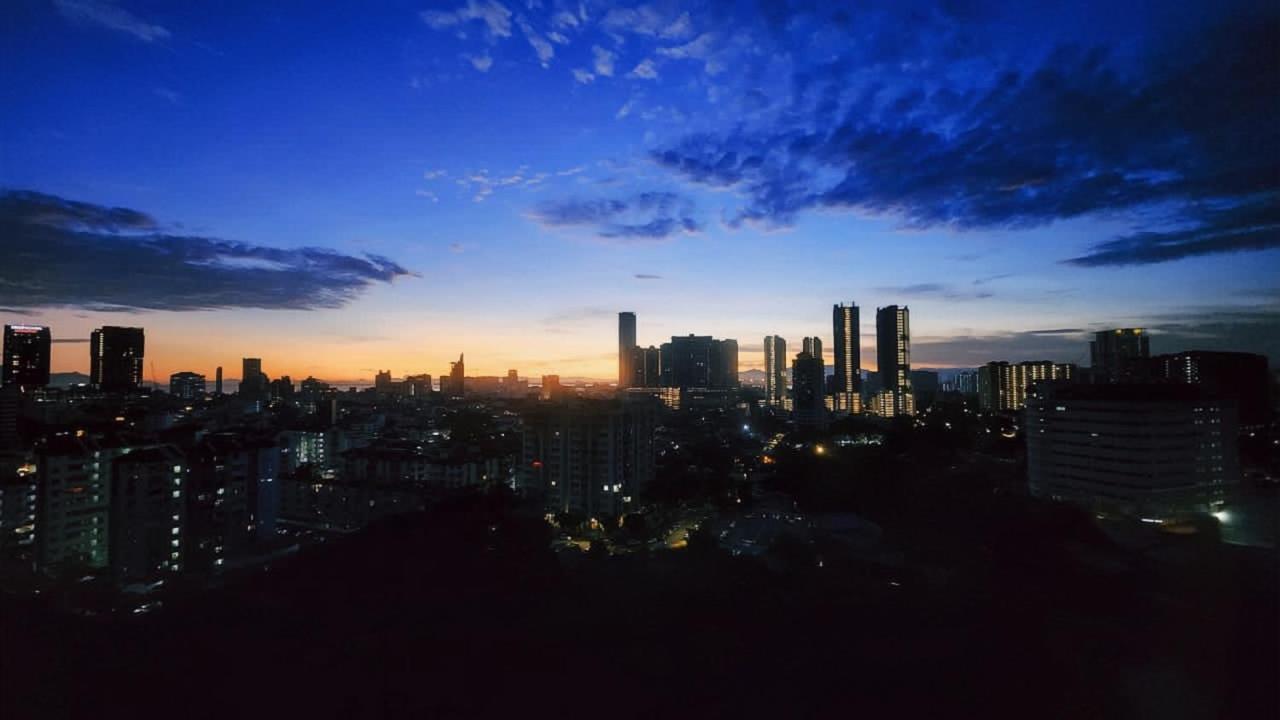 Skypool With Seaview 8Pax Beacon Executive Suites - Georgetown City Centre - 3Km To Komtar Екстериор снимка