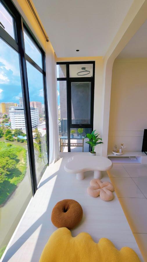Skypool With Seaview 8Pax Beacon Executive Suites - Georgetown City Centre - 3Km To Komtar Екстериор снимка